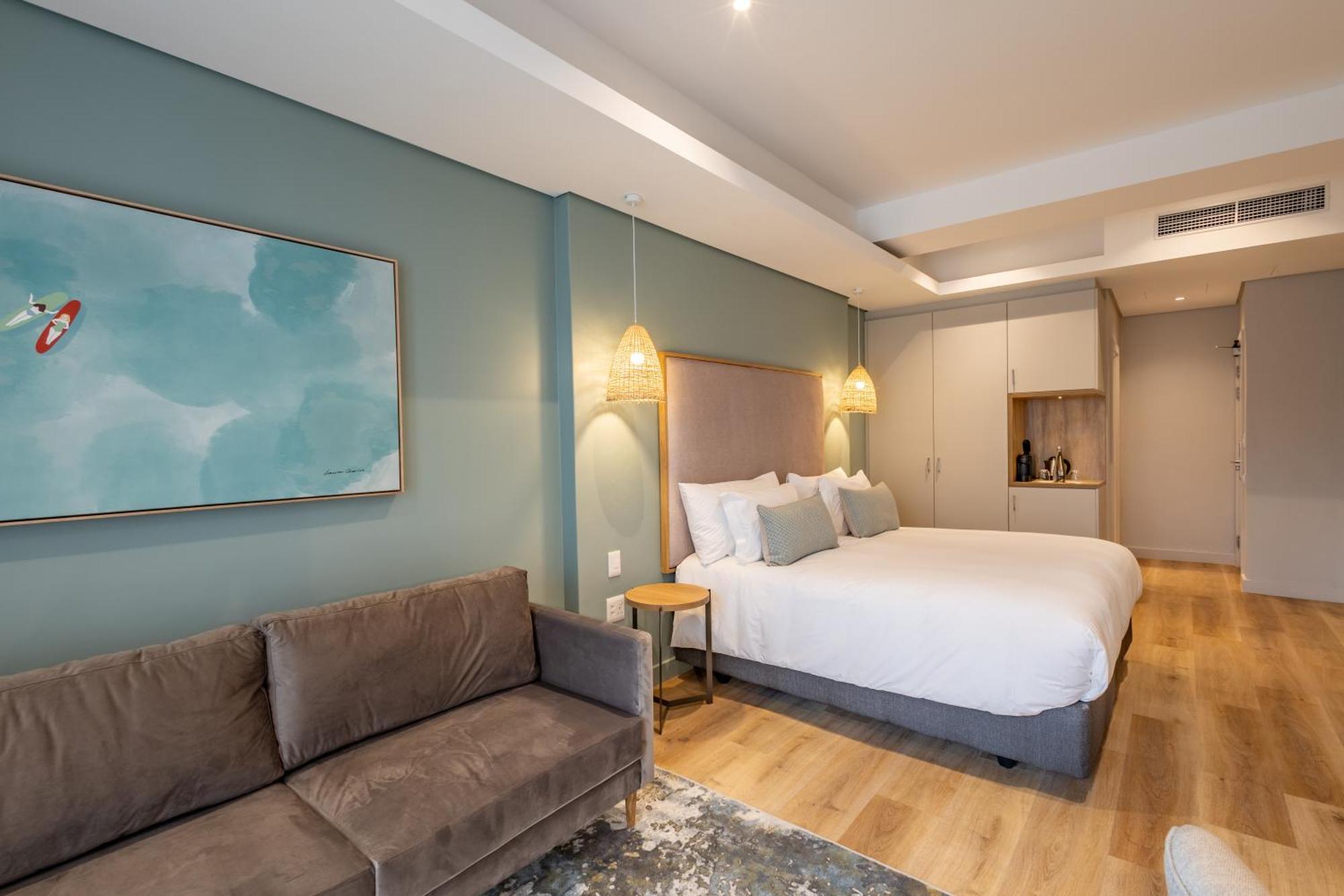 Plett Quarter Hotel - Lion Roars Hotels & Lodges Plettenberg Bay Ruang foto
